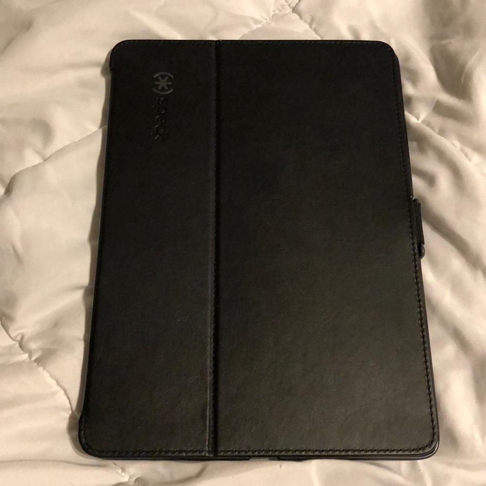 Speck iPad Air case